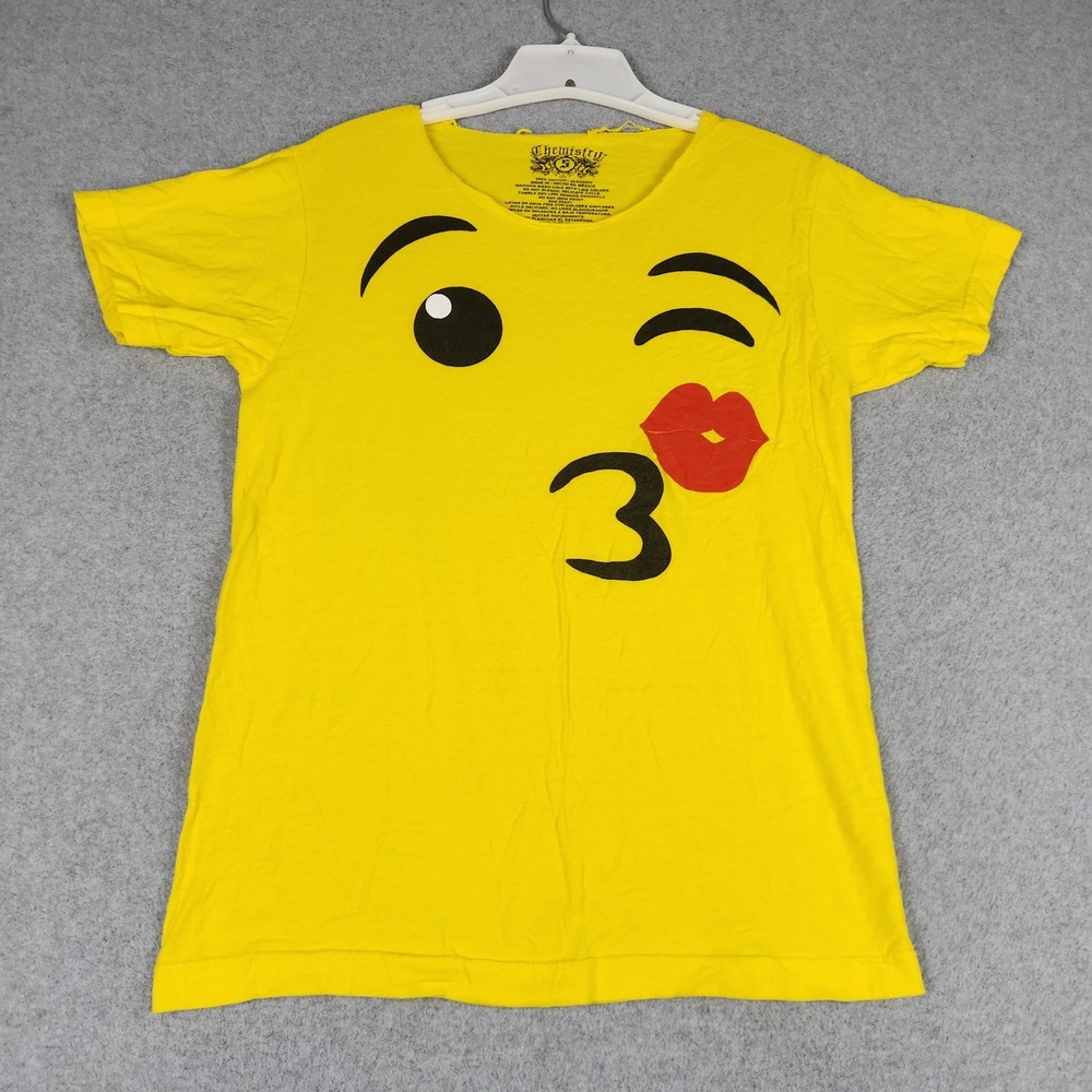 Chemistry T-Shirt Womens Small Yellow Emoji Winking Face Kiss Graphic Cotton Tee